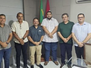 Tarcizo Freire conversa com Marcelo Victor na ALE e pode ‘tomar’ 3 vereadores da base de Luciano