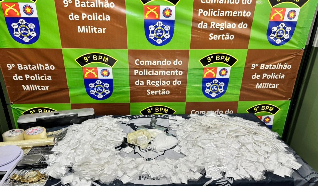PM descobre drogas enterradas no Sertão e apreende arma de fogo em Porto Real do Colégio