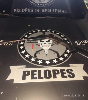 Polícia apreende arma de fogo em Messias e recupera veículos roubados