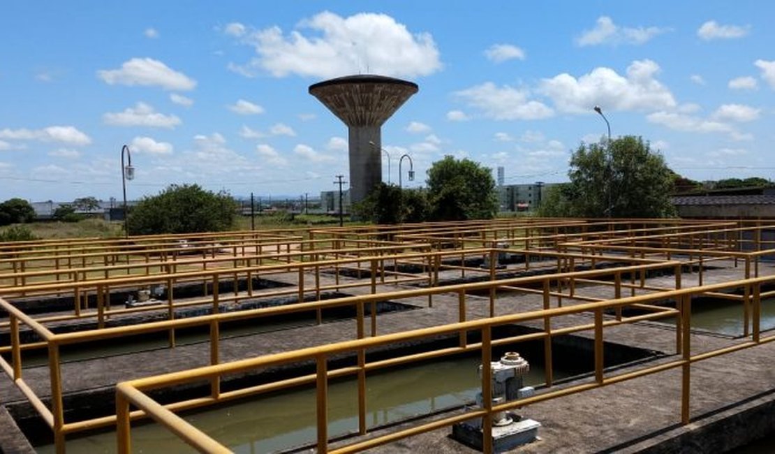 Casal reduz captação do Sistema Pratagy para facilitar tratamento da água