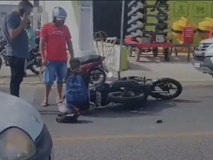 [Vídeo] Colisão de motos deixa trânsito lento na avenida Governador Lamenha Filho