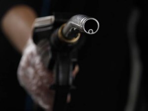 Petrobras eleva preços do diesel e da gasolina a partir de terça