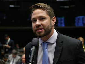 Pedro Vilela fala prioridades do novo mandato e revela que não definiu voto para presidência da Câmara