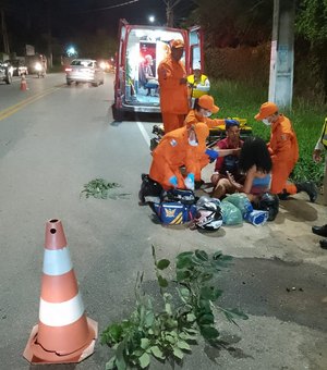 Vitima de acidente na AL-101 é socorrida pelo Ronda no Bairro