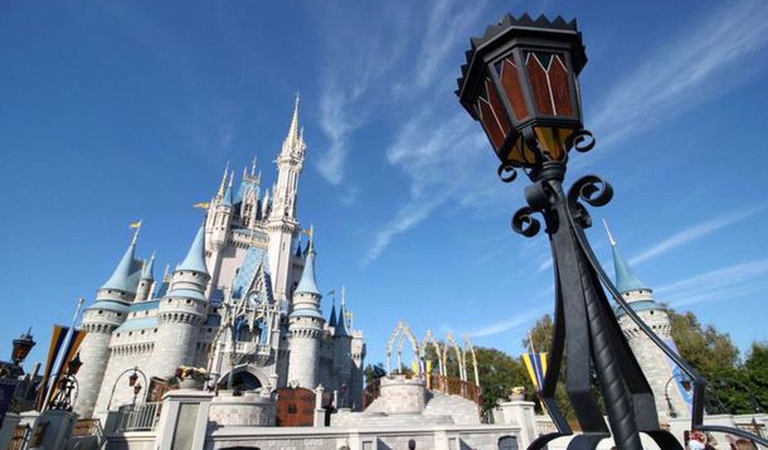 Meca do capitalismo, Disney fecha seus parques por causa do coronavírus