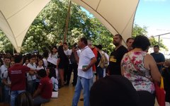 Mobilização contra cortes na Educação é realizada em Arapiraca