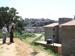 Até novembro, 96 famílias serão contempladas com novas casas