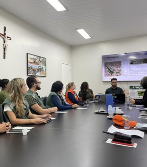 IMA participa de reunião sobre manejo adequado de jacarés em Arapiraca