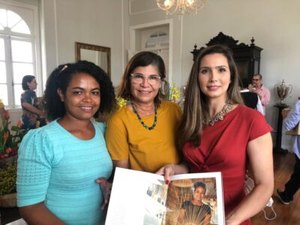 Artesãos de Porto de Pedras presentes no livro “Memória das Mãos”