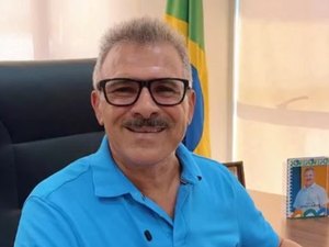 Médico denuncia que prefeito contrata “voluntários” para a limpeza, com salário de até R$ 800