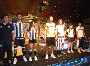 Em noite de festa ASA apresenta seu novo uniforme para Série B