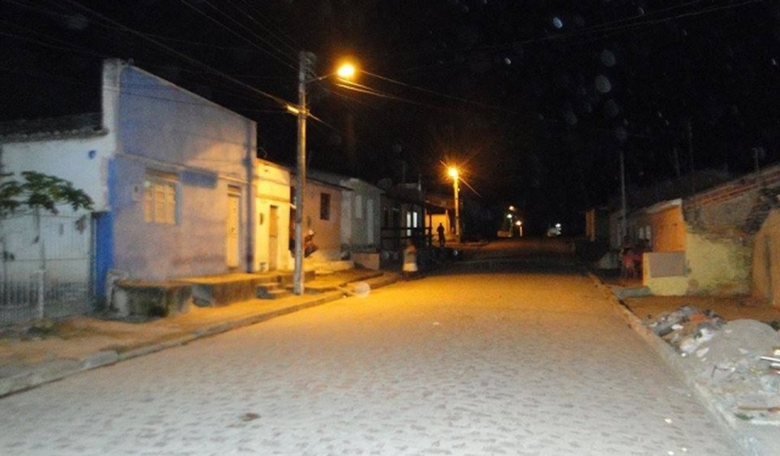 Duas pessoas foram atingidas por disparos de arma de fogo em Arapiraca