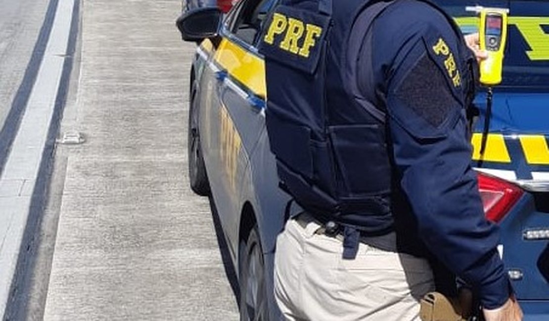 Motorista sem habilitação é preso pela PRF em Porto Real do Colégio