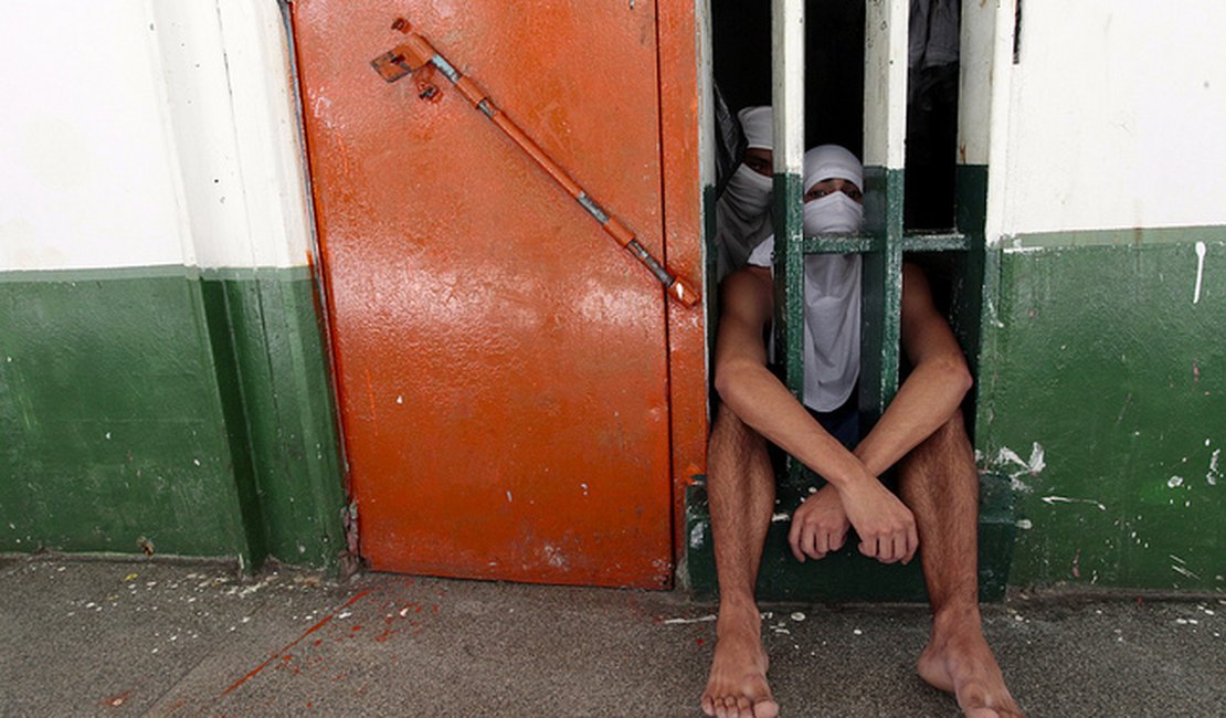 PEC que reduz maioridade penal de 18 para 16 anos avança na Câmara