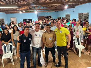 Lideranças de Vila Aparecida declaram apoio a Marx Beltrão e Marcos Beltrão durante evento comunitário