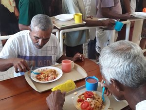 Casa de Ranquines suspende café da manhã por falta de doações