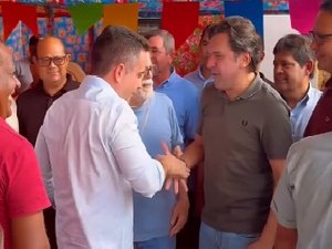 Senador Renan desmente brigas no MDB em relação ao nome de Isnaldo Bulhões ser candidato ao governo