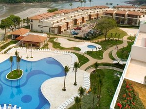 Explosão em hotel de Silvio Santos deixa feridos