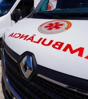 Acidente entre motocicletas deixa duas pessoas feridas na Avenida Menino Marcelo