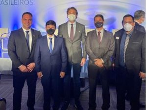 Em congresso da Abrasel, Pedro Vilela garante apoio à geração de empregos no setor produtivo