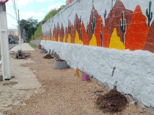 Objetos são furtados de ponto revitalizado no bairro do Jacintinho