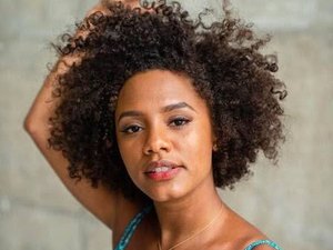 Com mãe empregada doméstica, Jessica Ellen diz que se isolar é privilégio