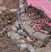 Chuvas causam destruição na ciclovia da orla de Ponta Verde em Maceió
