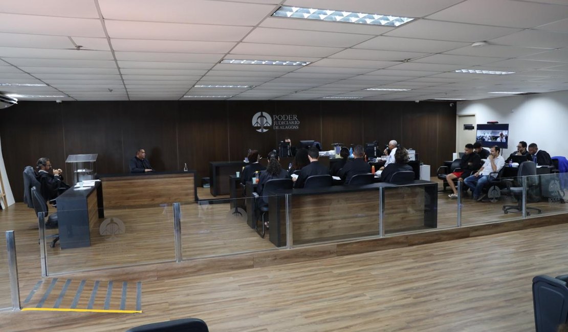 Fretista transportou geladeira com corpo sem saber; acusado disse havia 'macumba' dentro