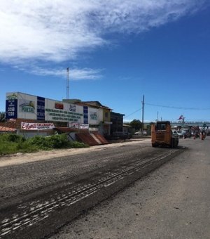 Governo inicia serviços do Pró-Estrada na AL-215 em Marechal Deodoro