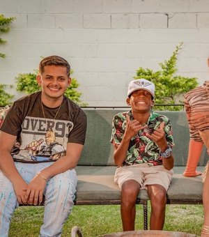 'Amor ou o Litrão' foi escrita em 10 minutos, gravada após viagem de 4 dias e levou bregadeira ao nº1