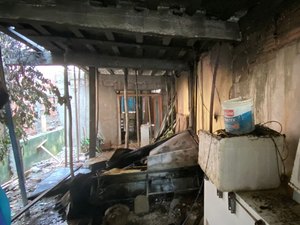 Pane elétrica causa incêndio em residência de Maragogi