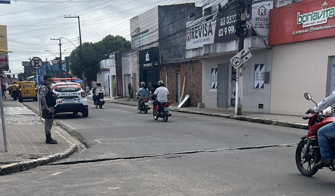 Fiscalização de trânsito resulta em diversas atuações por desrespeito a sinalização em Arapiraca