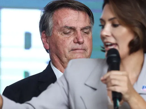 PF marca depoimentos simultâneos de Bolsonaro e Michelle sobre caso das joias