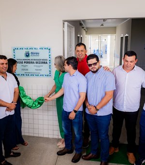 Prefeito Bebeto Barros inaugura creches, escolas e moradias durante Semana da Liberdade e Juventude