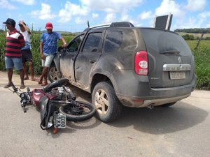 Acidente de trânsito deixa homem ferido em Porto Calvo