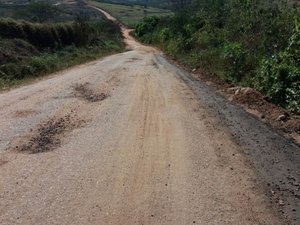 Serviços de pavimentação são intensificados no Pau D'Arco  e outros bairros