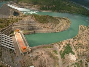 Apagão afeta vários estados do país; energia começa a ser retomada em AL
