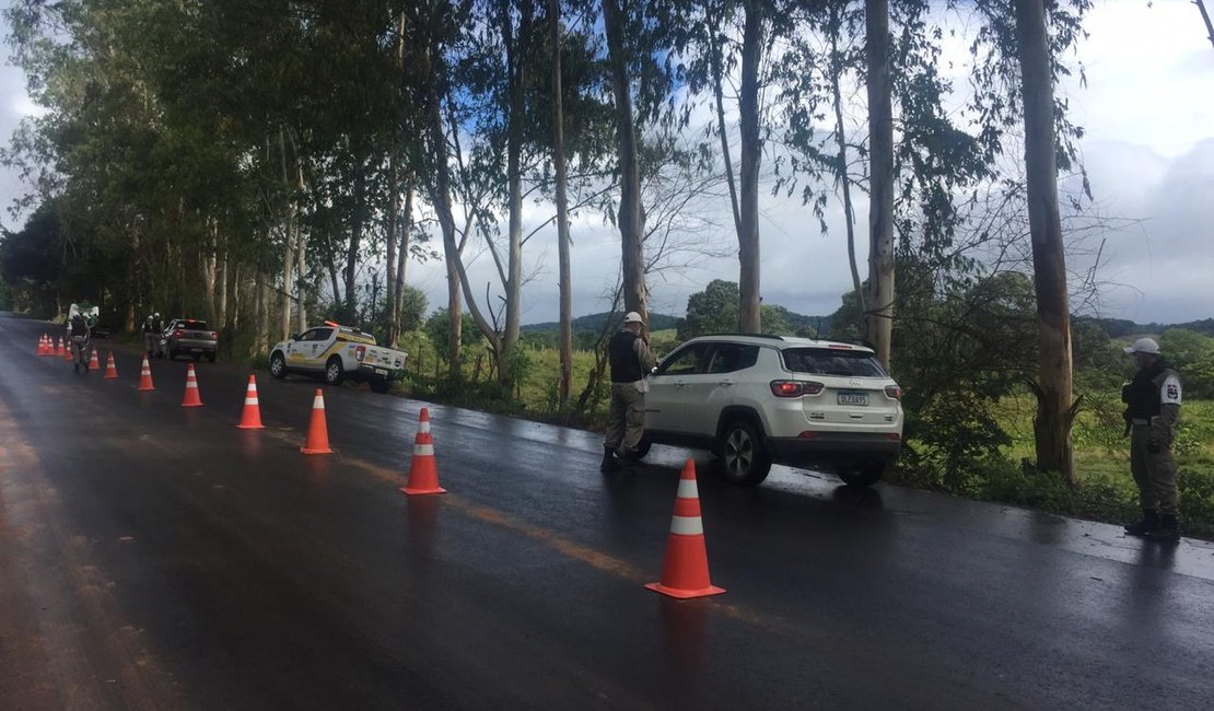 BPRv realiza Operação na Região Norte de Alagoas e aborda 118 veículos