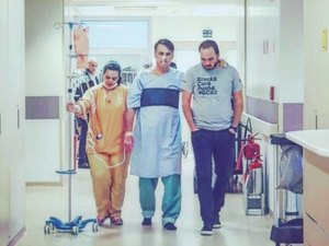 Após diagnóstico de infecção, Bolsonaro não terá alta nesta sexta-feira