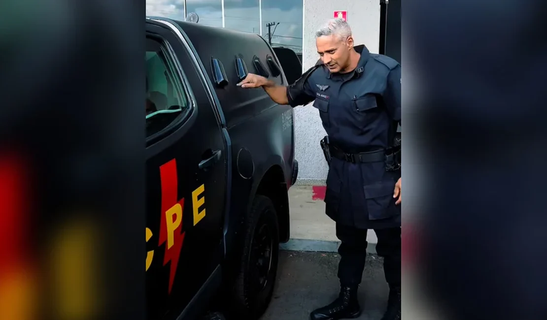 PM viraliza ao fazer tour inusitado em camburão da PM: “Climatizado”