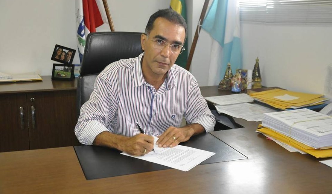 Ex-prefeito Pedoca Jatobá define principal tema de campanha em disputa contra George Clemente em São Miguel dos Campos