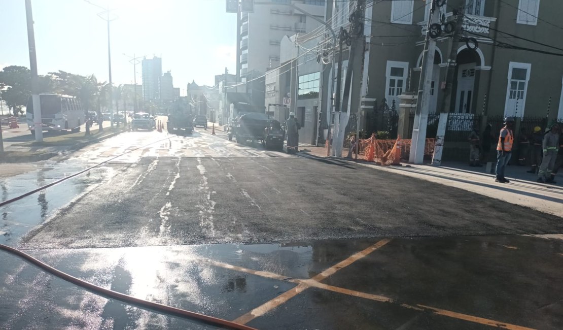Avenida da Paz é liberada para tráfego de veículos após cratera e caos no trânsito