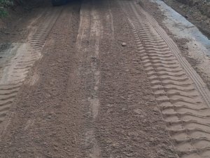 Prefeitura de Palmeira inicia atividades do Programa Estrada Boa