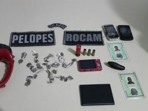 Operação no litoral Sul prende dois e apreende munições e entorpecentes