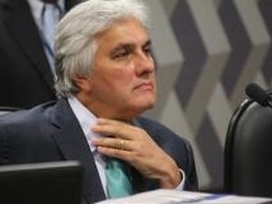 Delcídio do Amaral recorre ao Supremo para garantir direitos políticos