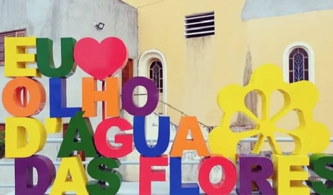 O prefeito do Sertão que troca o sério pelo midiático