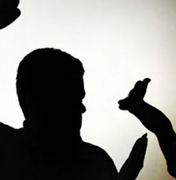 ‘Cachorra’, ‘cadela’, ‘velha’ e ‘sem vergonha’: briga entre vizinhos vira caso de polícia em Feira Grande