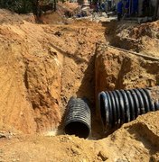 Rua no bairro da Santa Lúcia, em Maceió, recebe implantação de drenagem