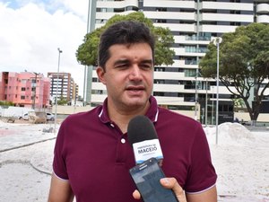 Nesta quinta: prefeito vistoria construção de quadra em escola