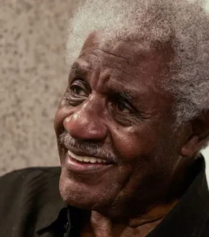 Tony Tornado sobre ver mais negros na TV: 'Da vontade de chorar'